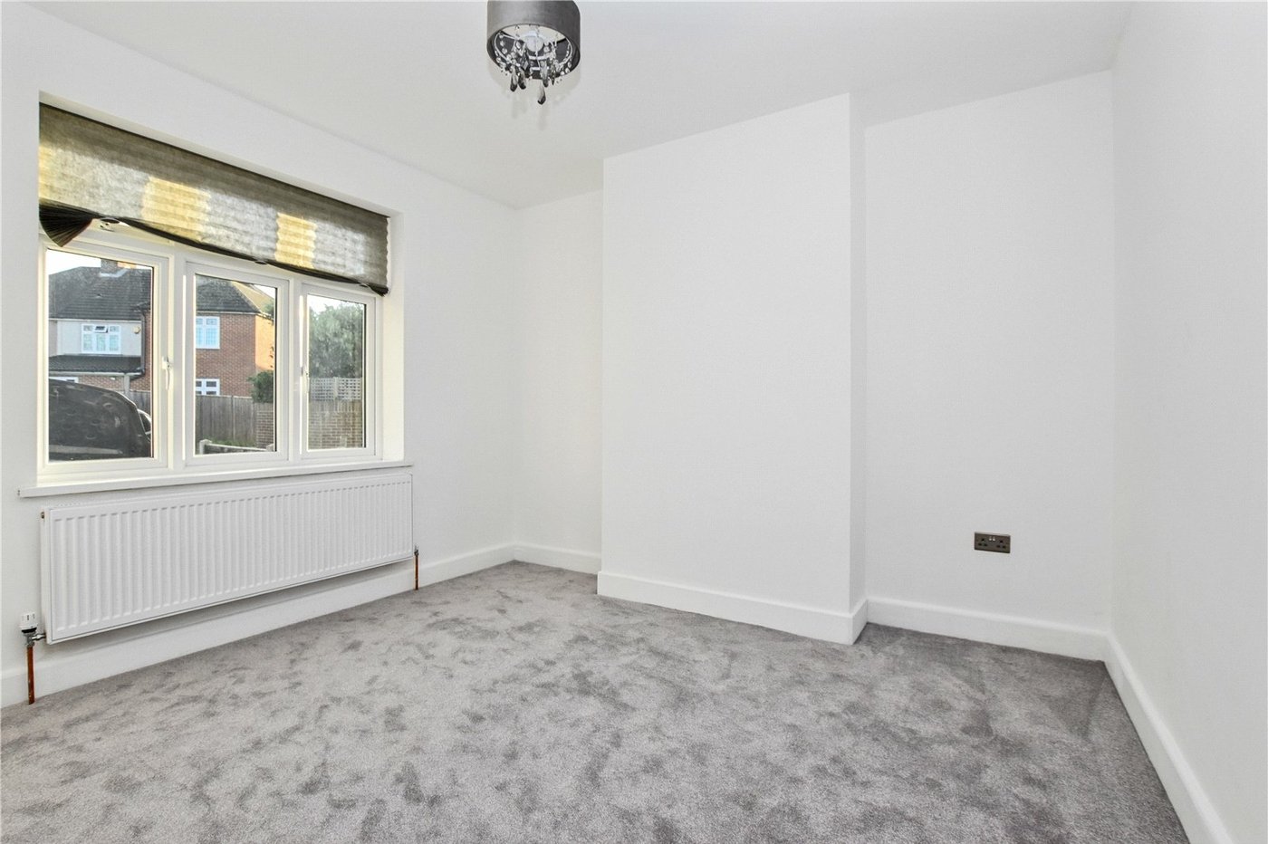 3 bedroom bungalow for sale in Bexleyheath | Robinson Jackson