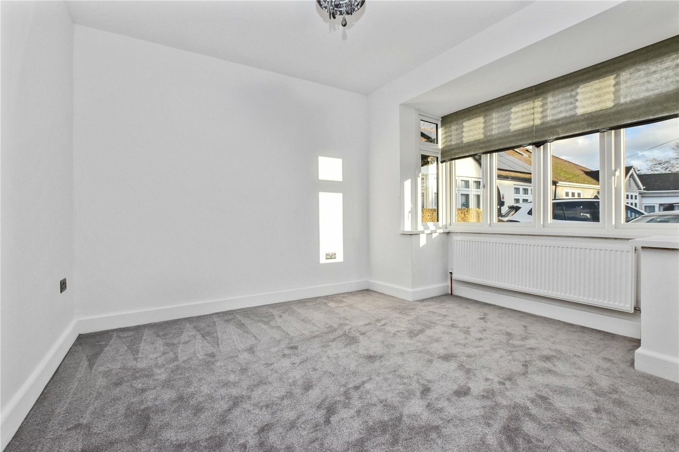 3 bedroom bungalow for sale in Bexleyheath | Robinson Jackson