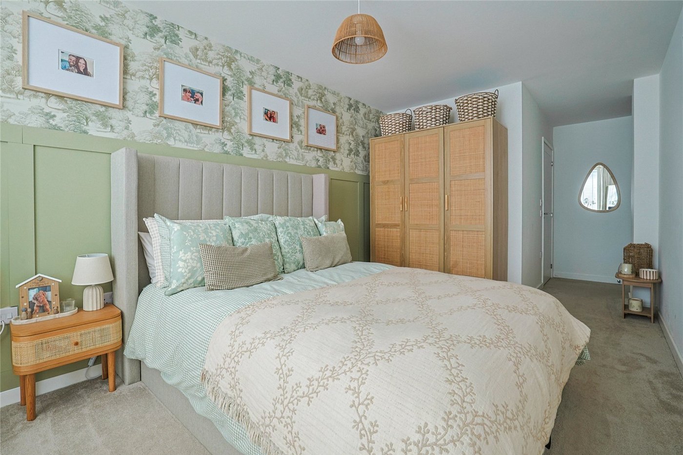 2 bedroom property for sale in  | Robinson Michael & Jackson