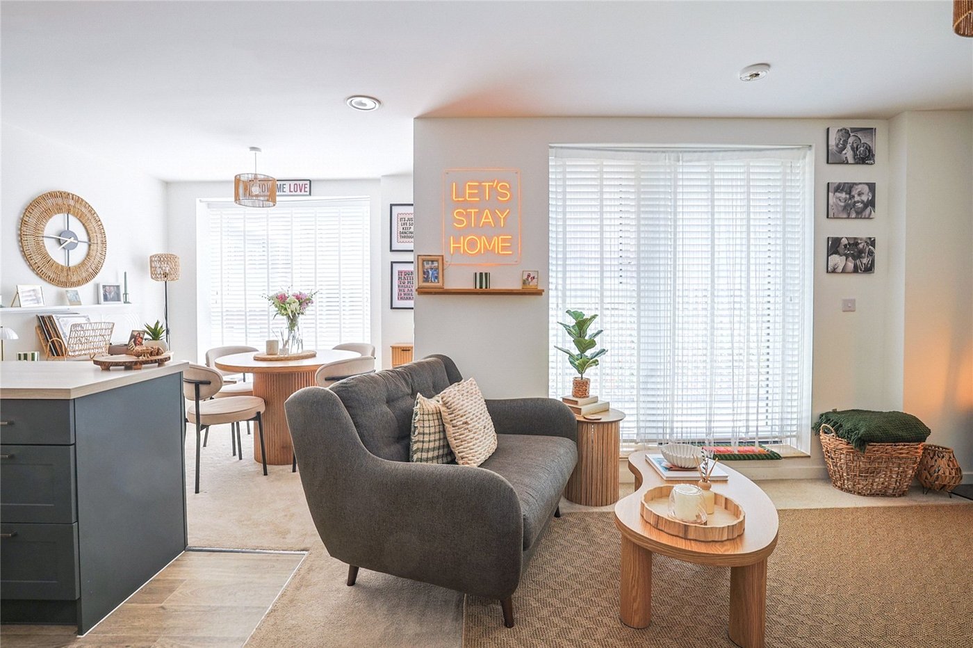 2 bedroom property for sale in  | Robinson Michael & Jackson