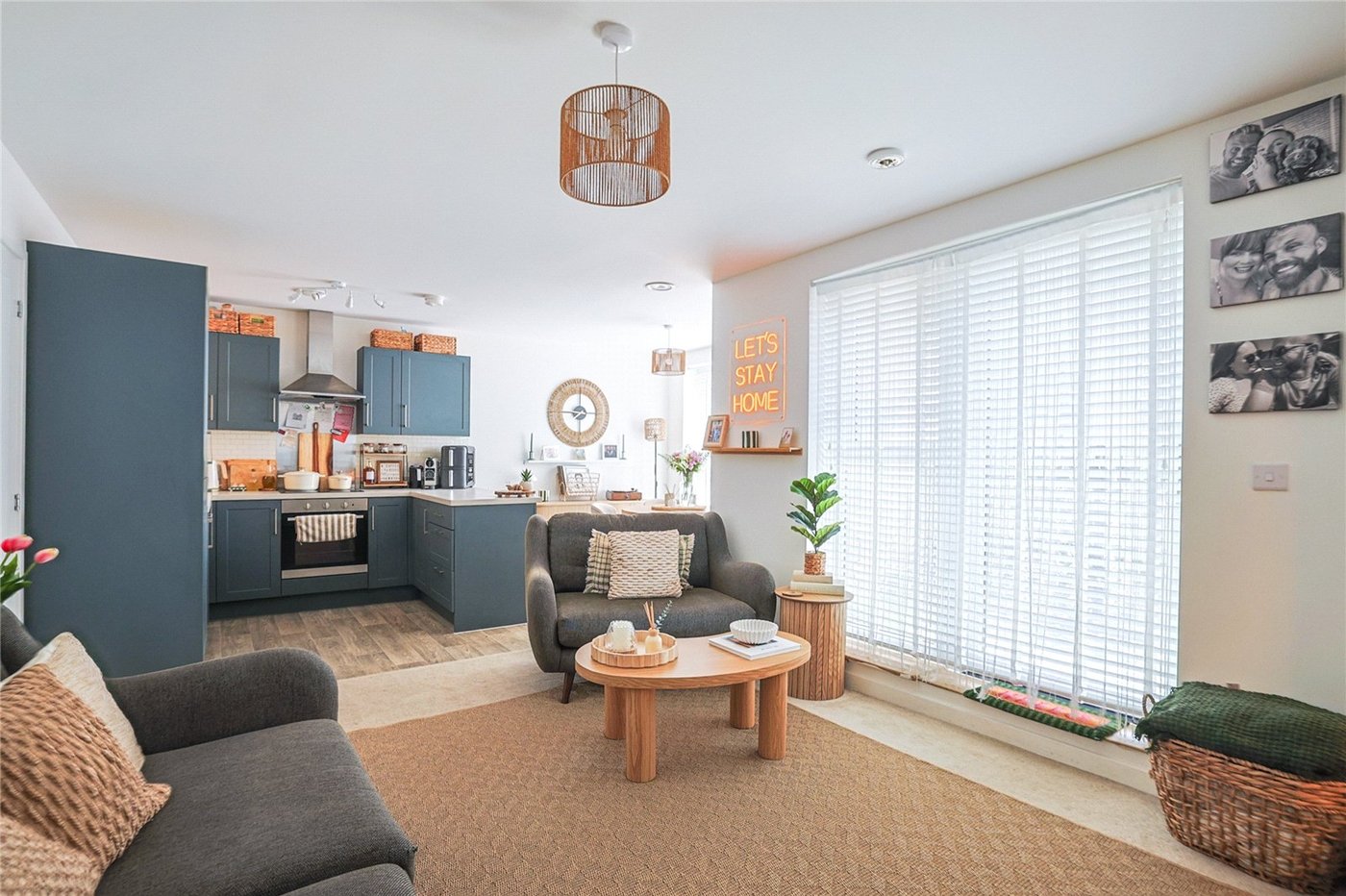 2 bedroom property for sale in  | Robinson Michael & Jackson
