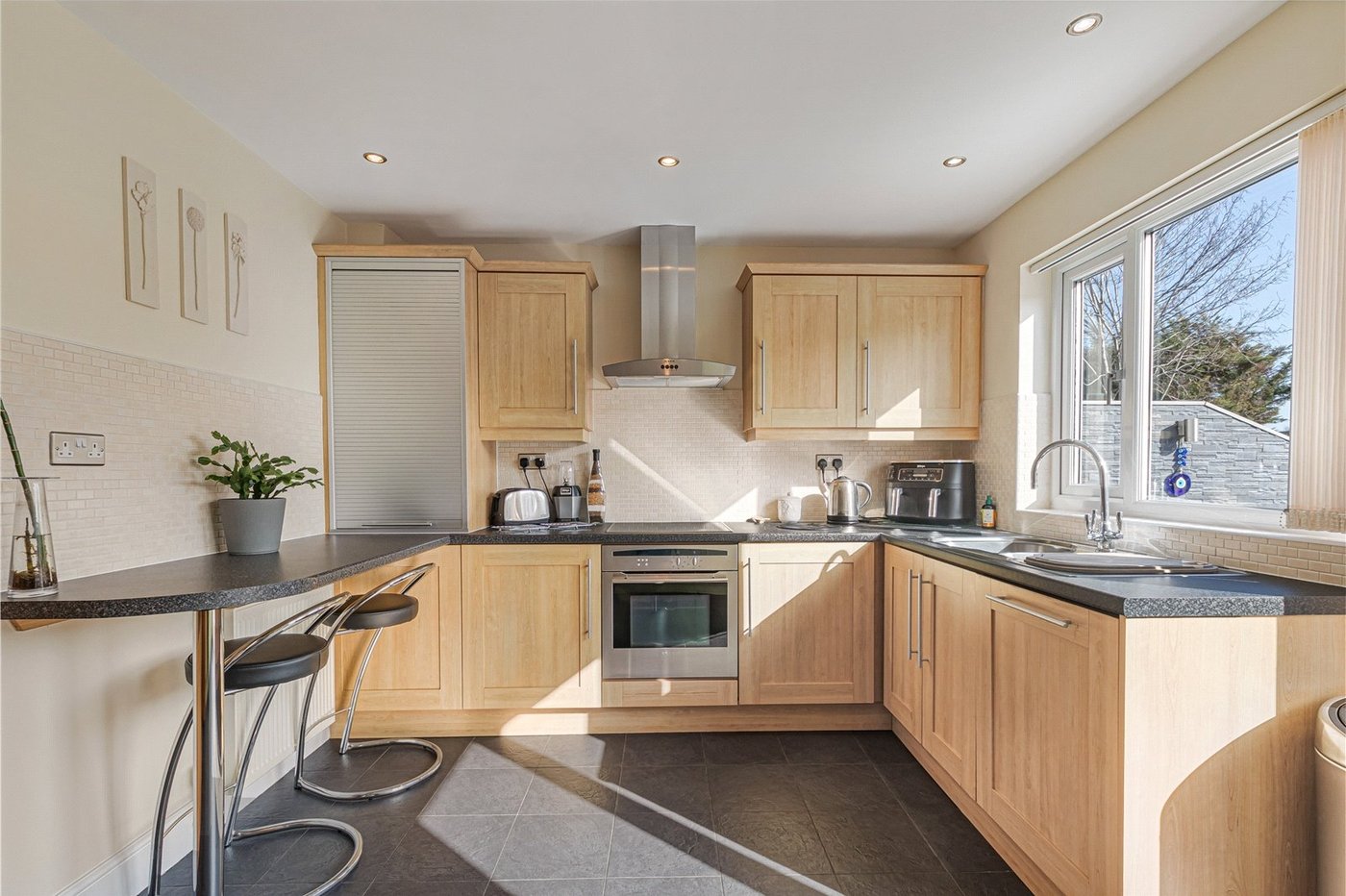 3 bedroom house for sale in South Welling | Robinson Jackson