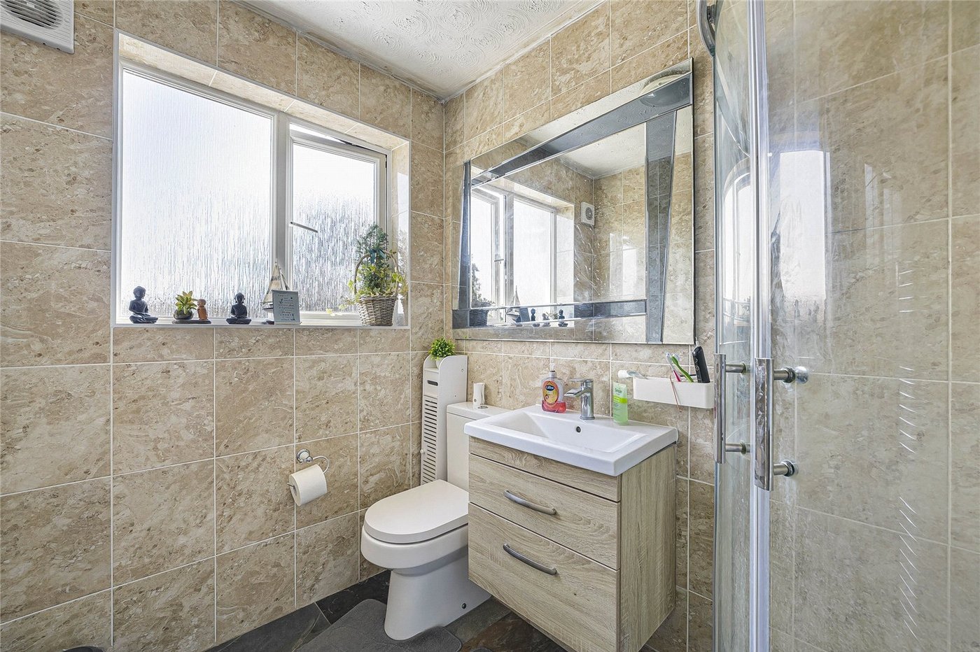 4 bedroom house for sale in South Welling | Robinson Jackson