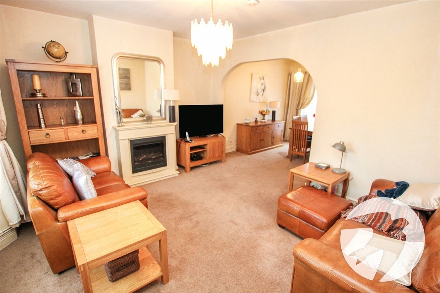 3 bedroom house for sale in London | Robinson Jackson