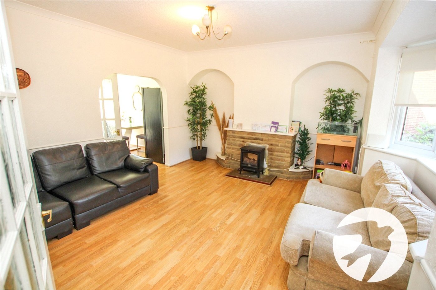 4 bedroom house for sale in London | Robinson Jackson