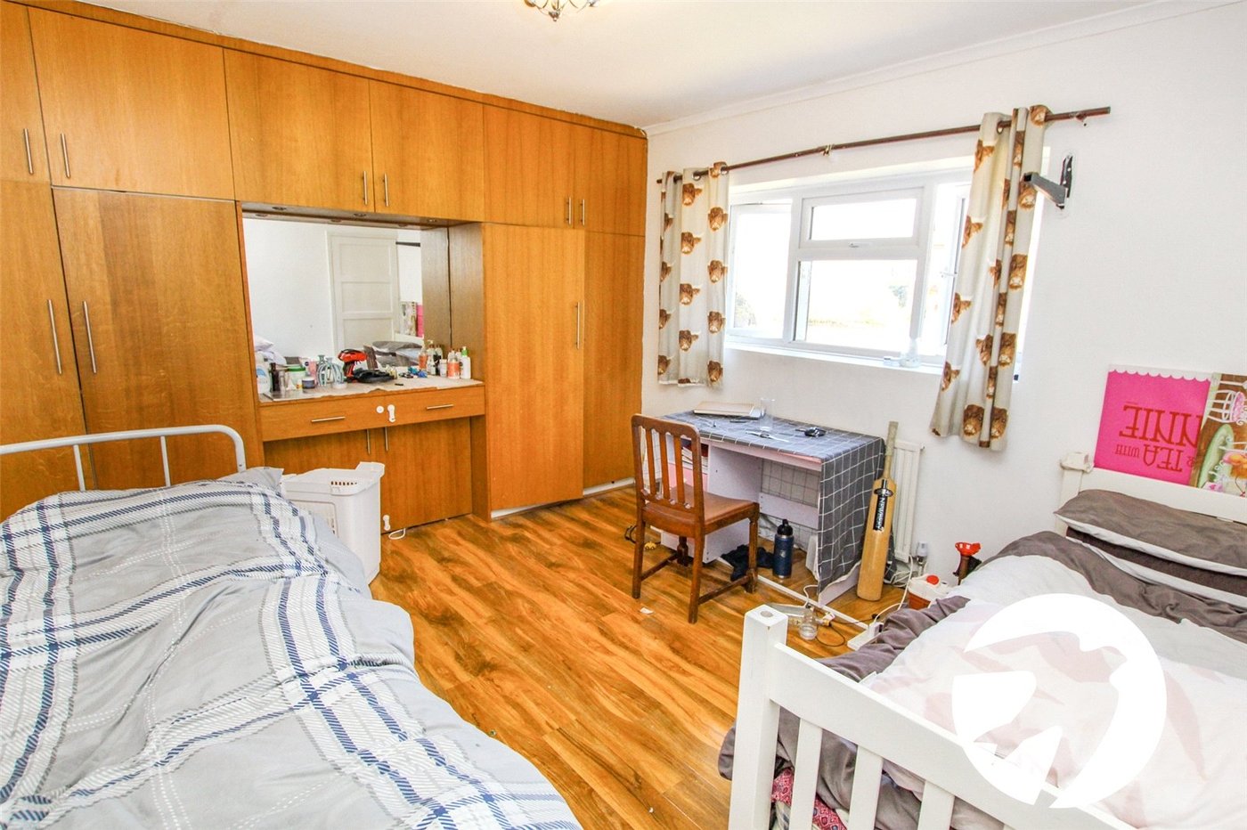 4 bedroom house for sale in London | Robinson Jackson