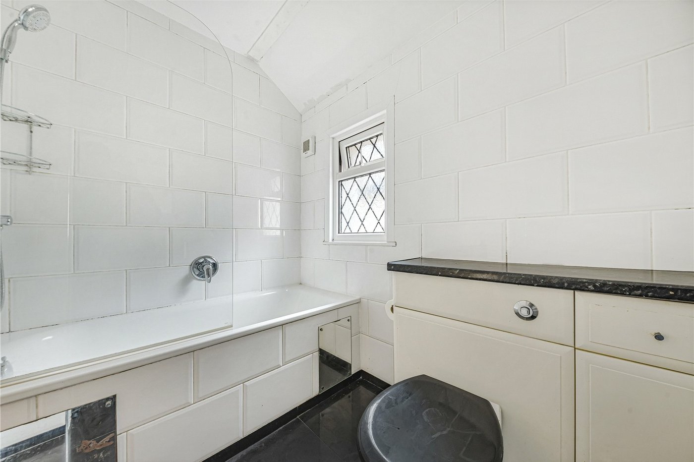 2 bedroom house for sale in Welling | Robinson Jackson