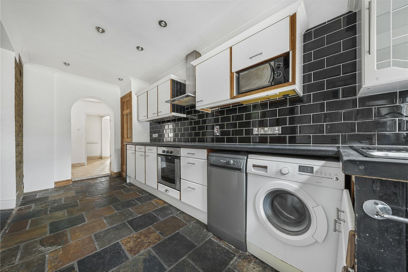2 bedroom house for sale in Welling | Robinson Jackson