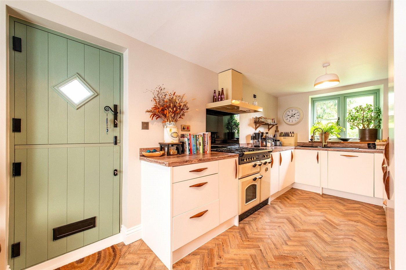 3 bedroom house for sale in Newington | Robinson Michael & Jackson