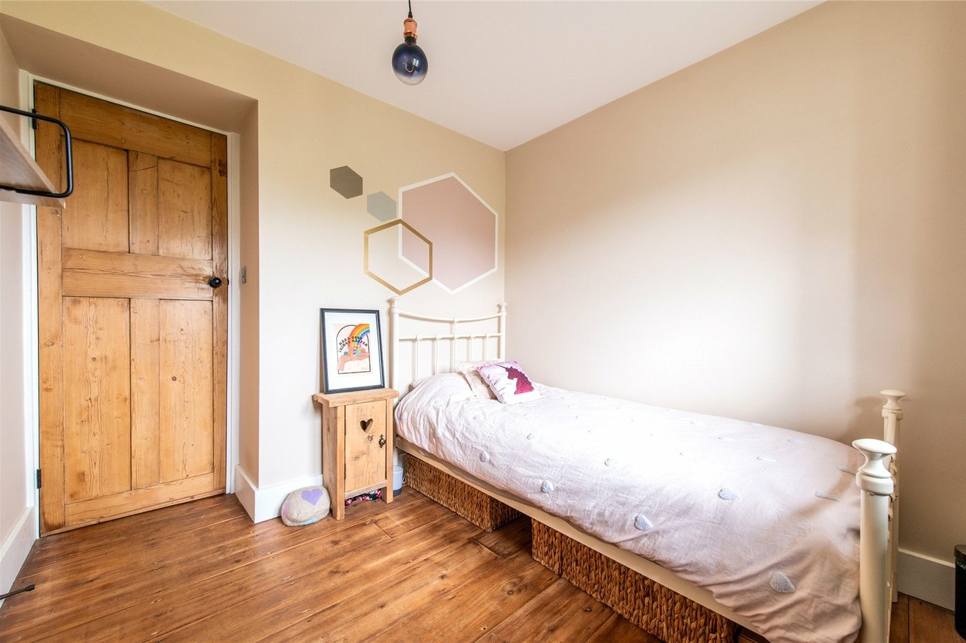 3 bedroom house for sale in Newington | Robinson Michael & Jackson