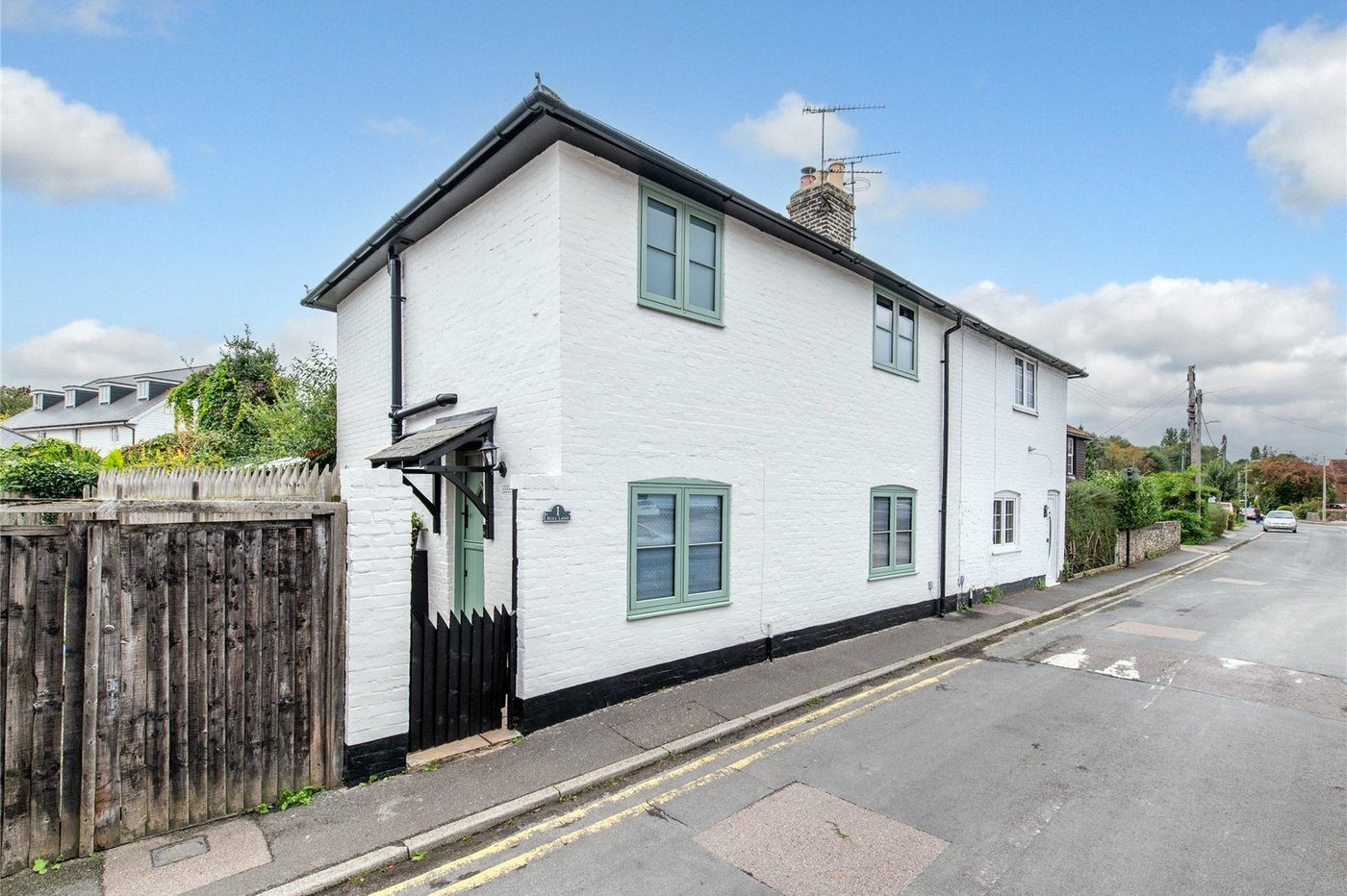 3 bedroom house for sale in Newington | Robinson Michael & Jackson