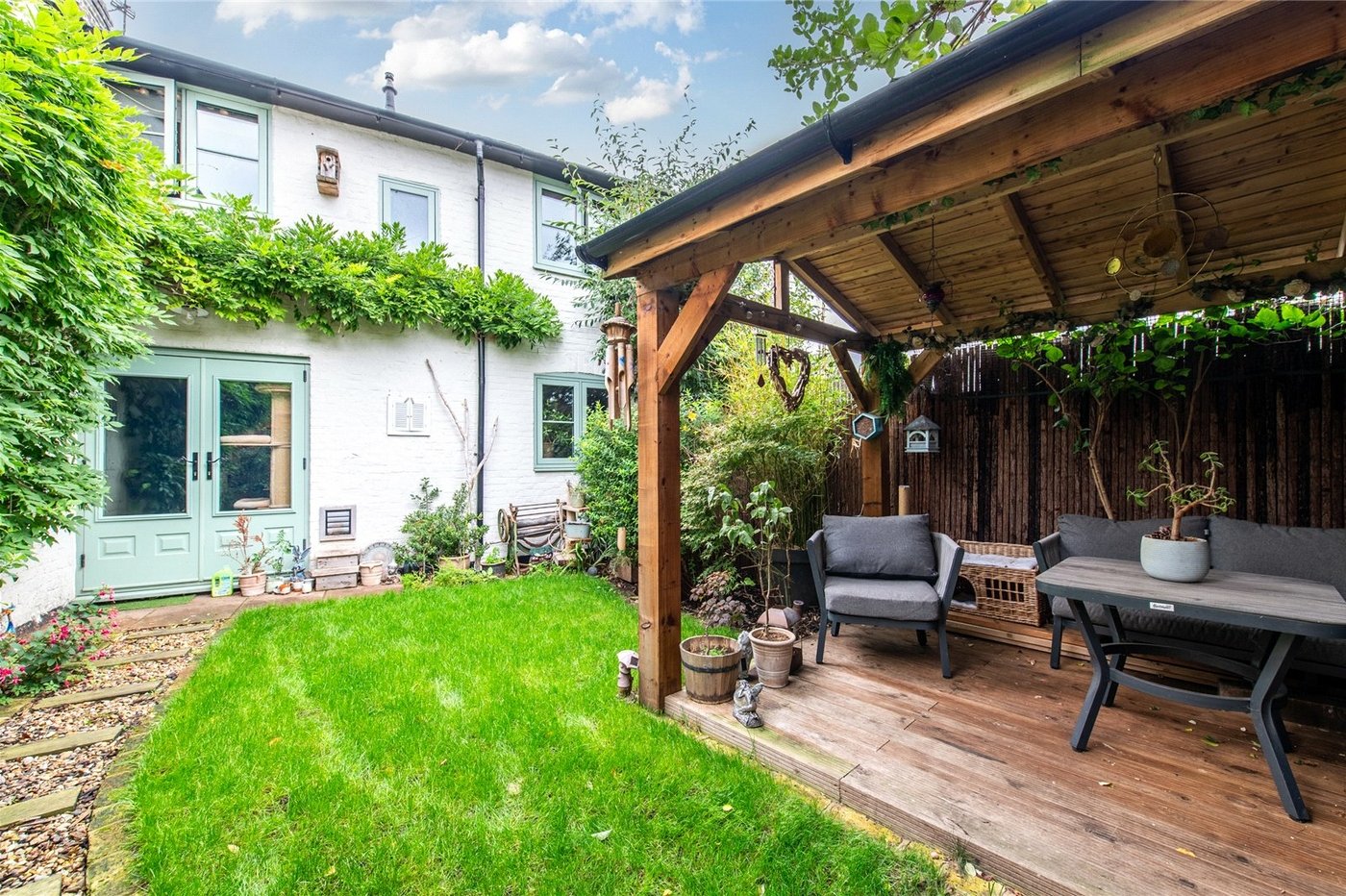 3 bedroom house for sale in Newington | Robinson Michael & Jackson