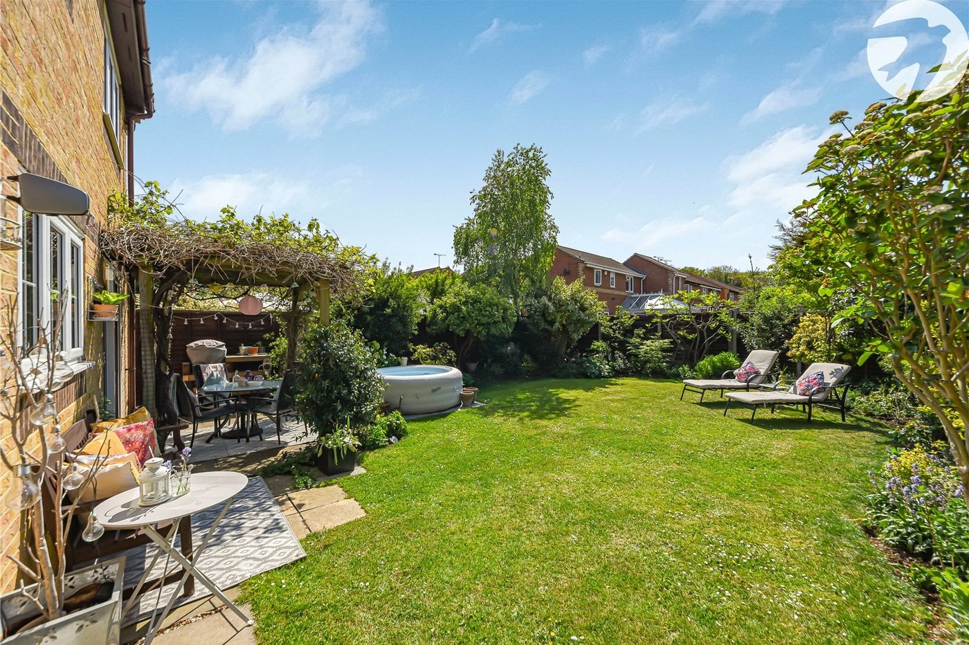 4 bedroom house for sale in Greenhithe | Robinson Jackson