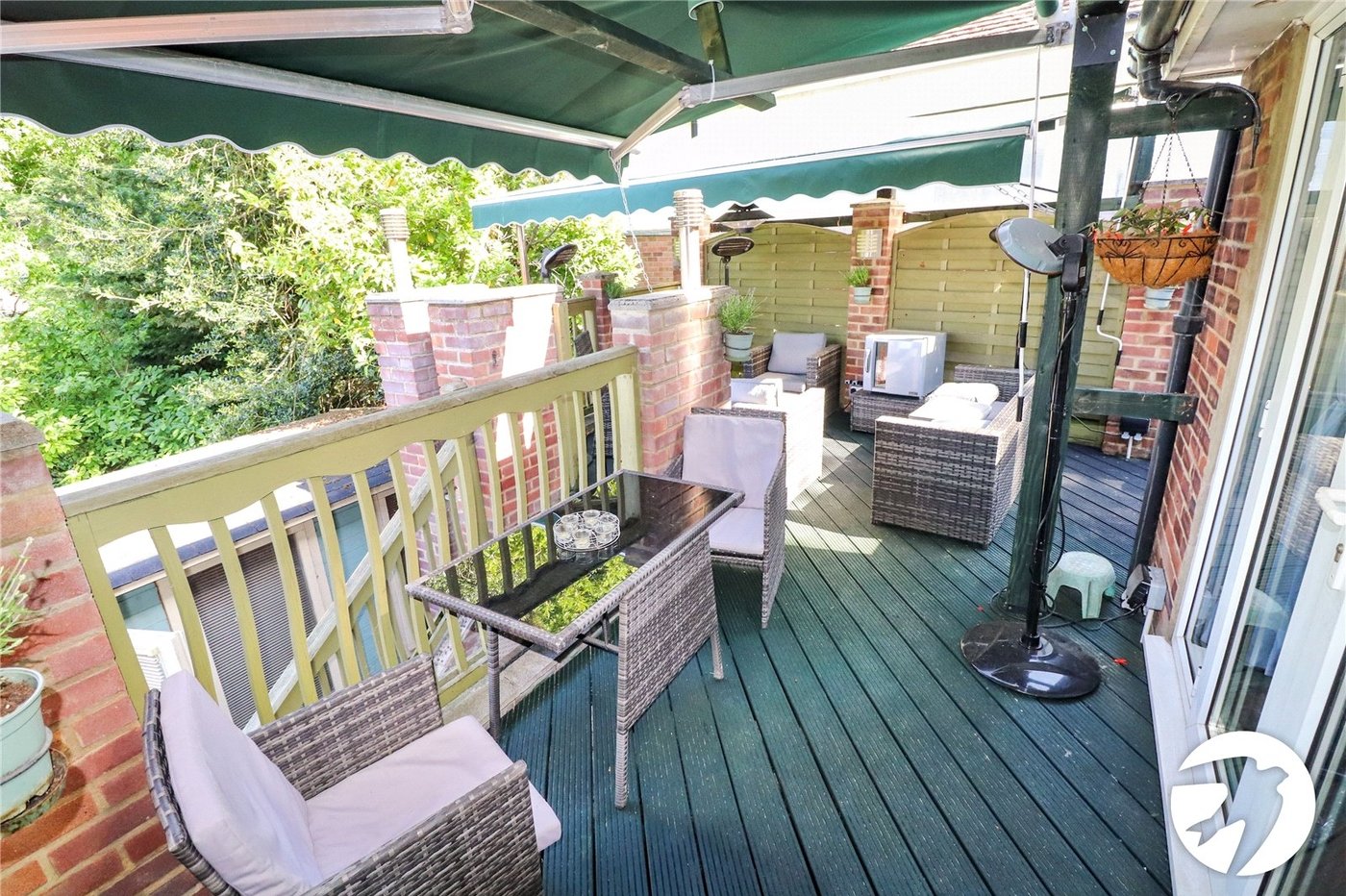 3 bedroom bungalow for sale in Belvedere | Robinson Jackson