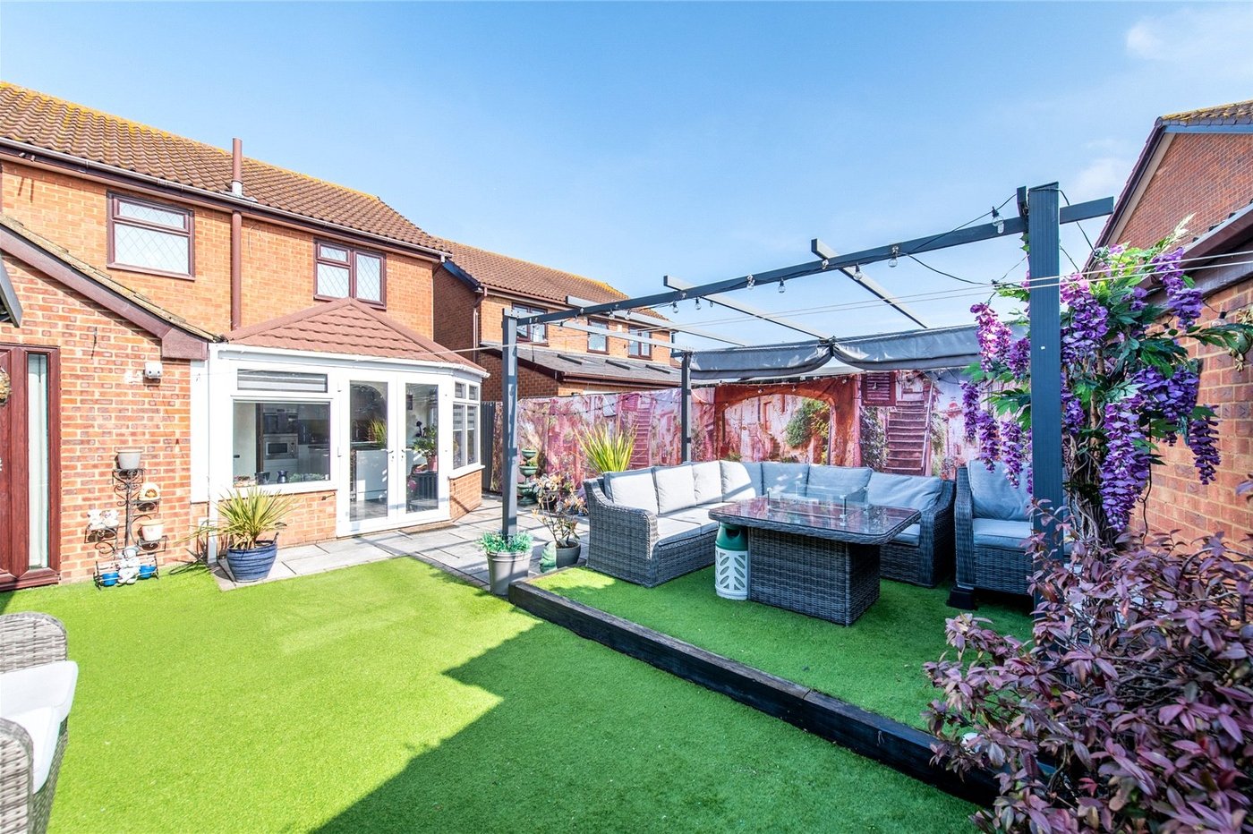 5 bedroom house for sale in Kemsley | Robinson Michael & Jackson