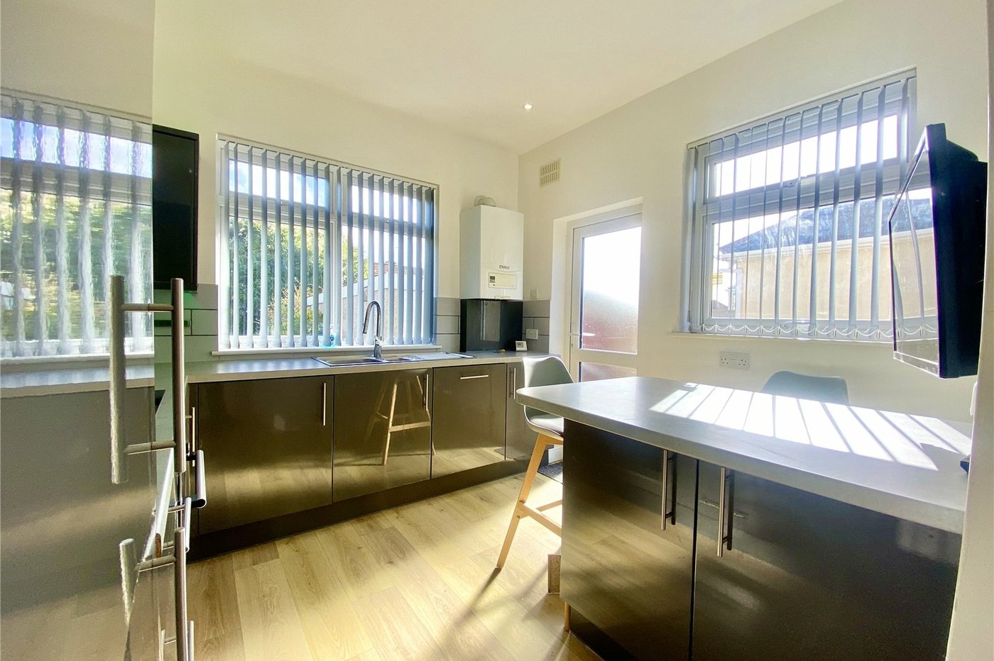 3 bedroom bungalow for sale in Sidcup | Robinson Jackson