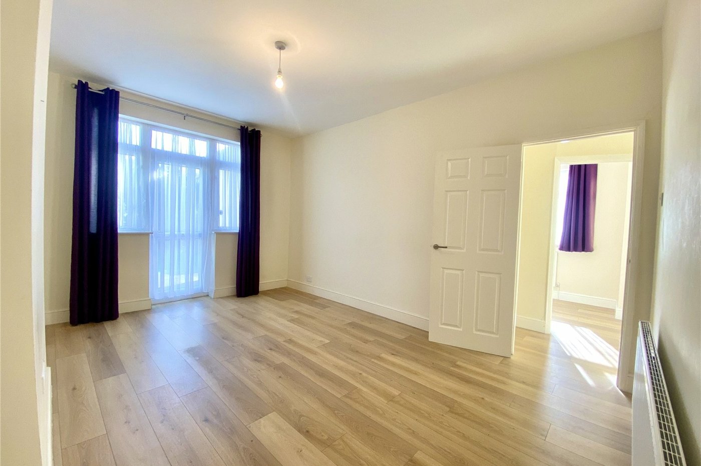 3 bedroom bungalow for sale in Sidcup | Robinson Jackson