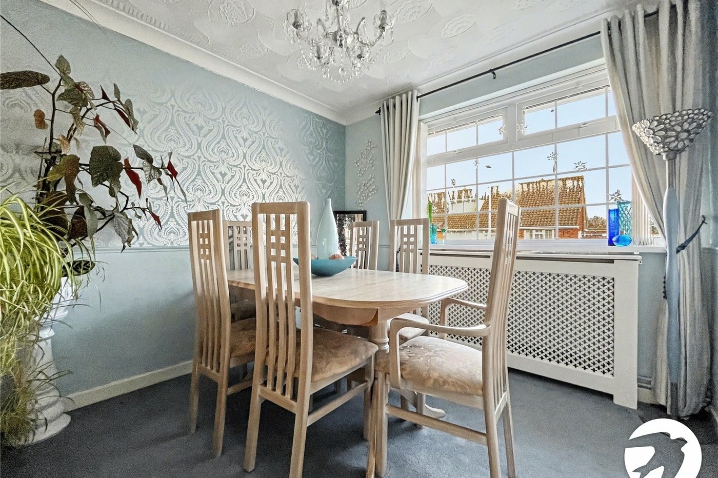 3 bedroom bungalow for sale in Rochester | Robinson Michael & Jackson