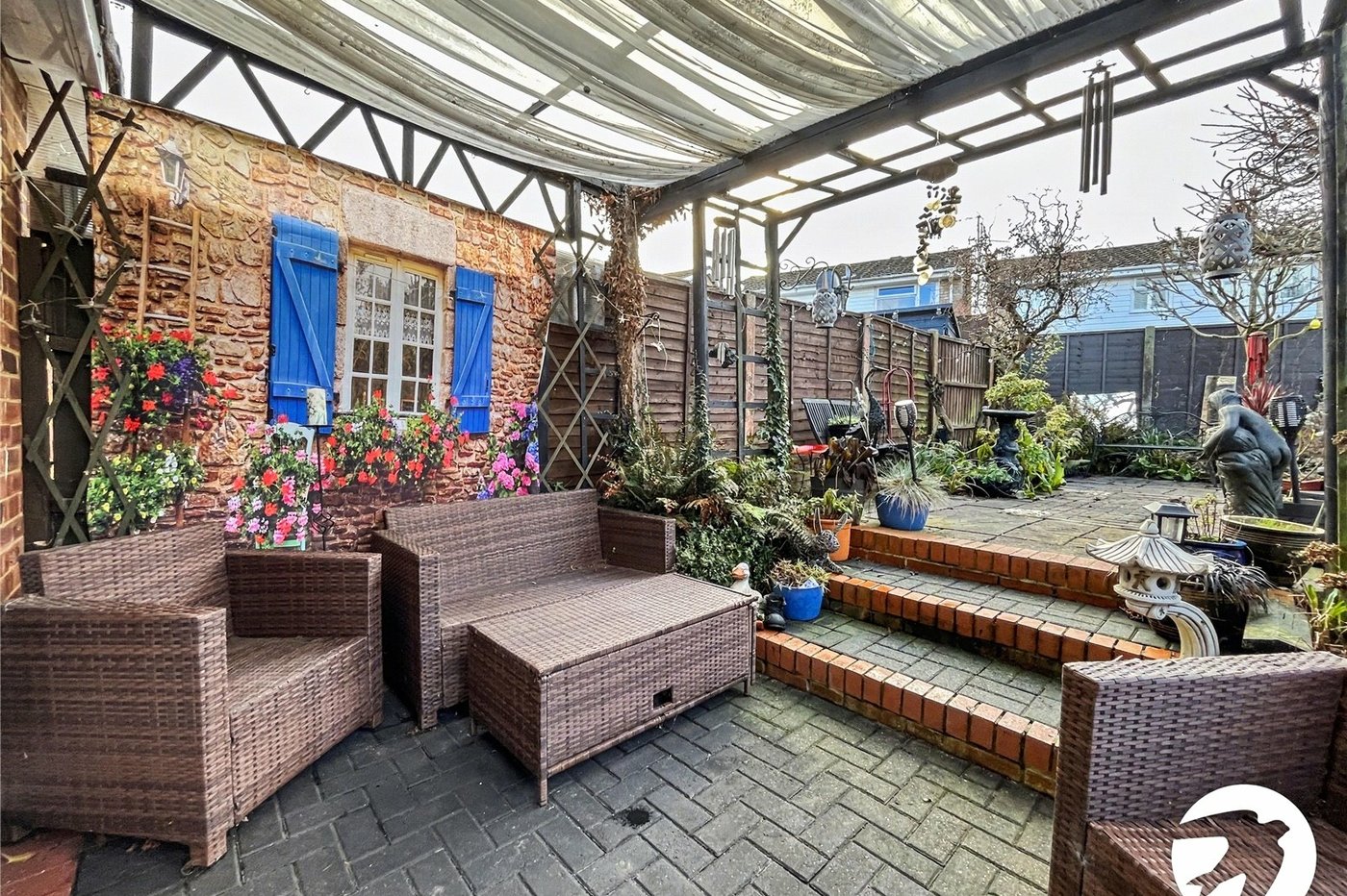 3 bedroom bungalow for sale in Rochester | Robinson Michael & Jackson