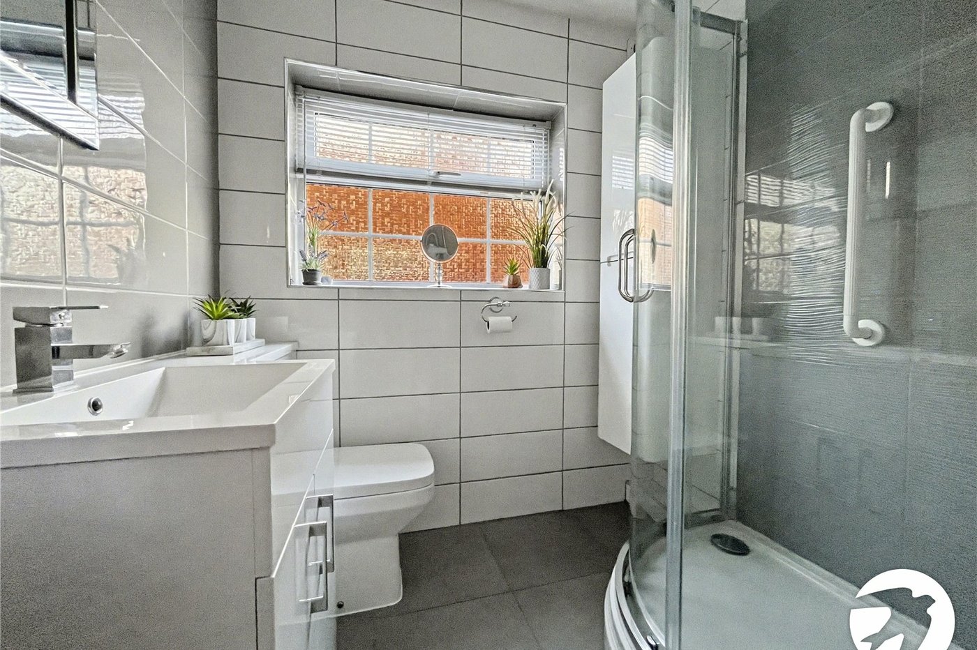 3 bedroom bungalow for sale in Rochester | Robinson Michael & Jackson