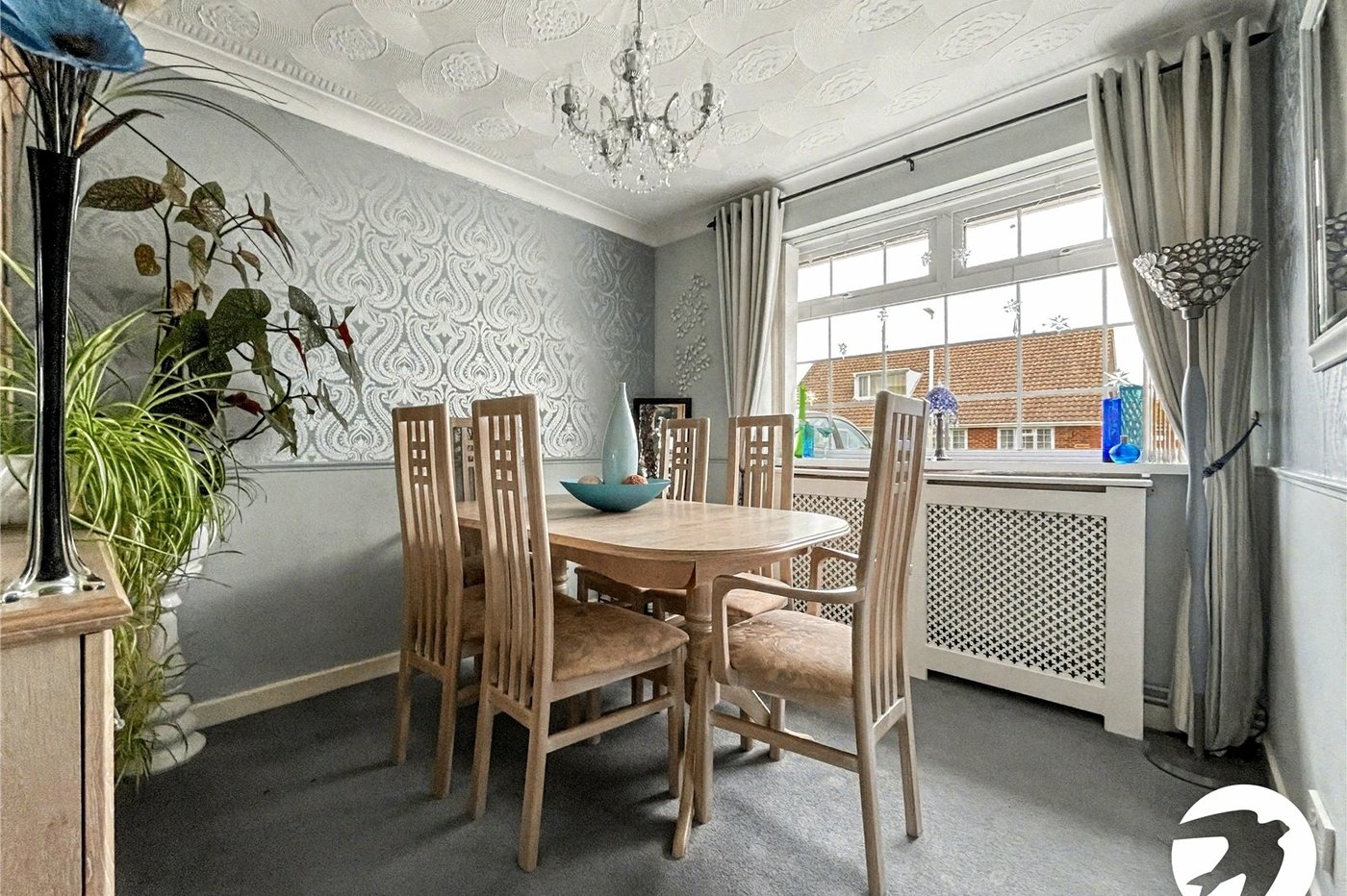 3 bedroom bungalow for sale in Rochester | Robinson Michael & Jackson