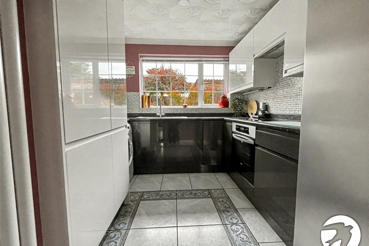 3 bedroom bungalow for sale in Rochester | Robinson Michael & Jackson