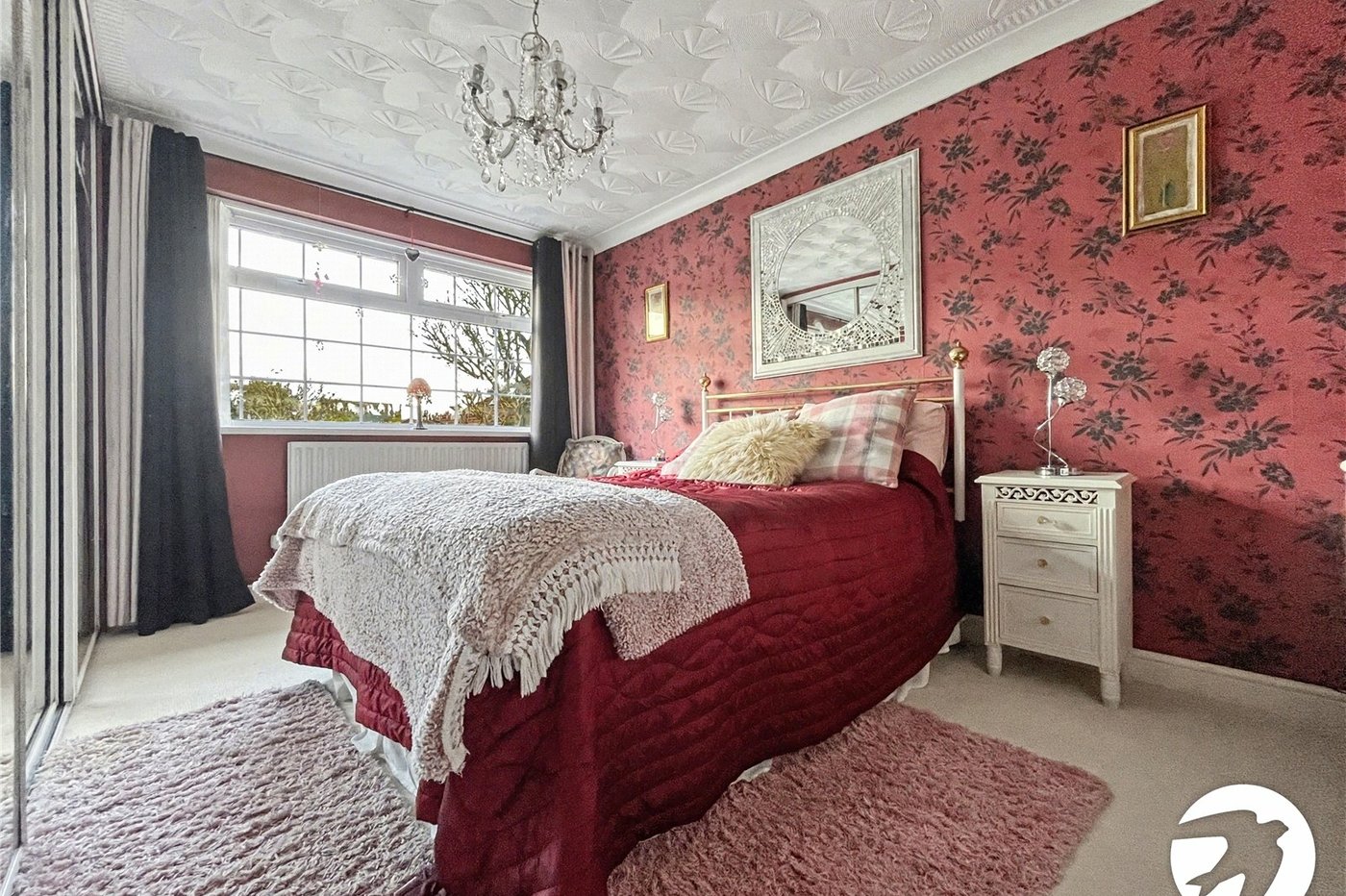 3 bedroom bungalow for sale in Rochester | Robinson Michael & Jackson