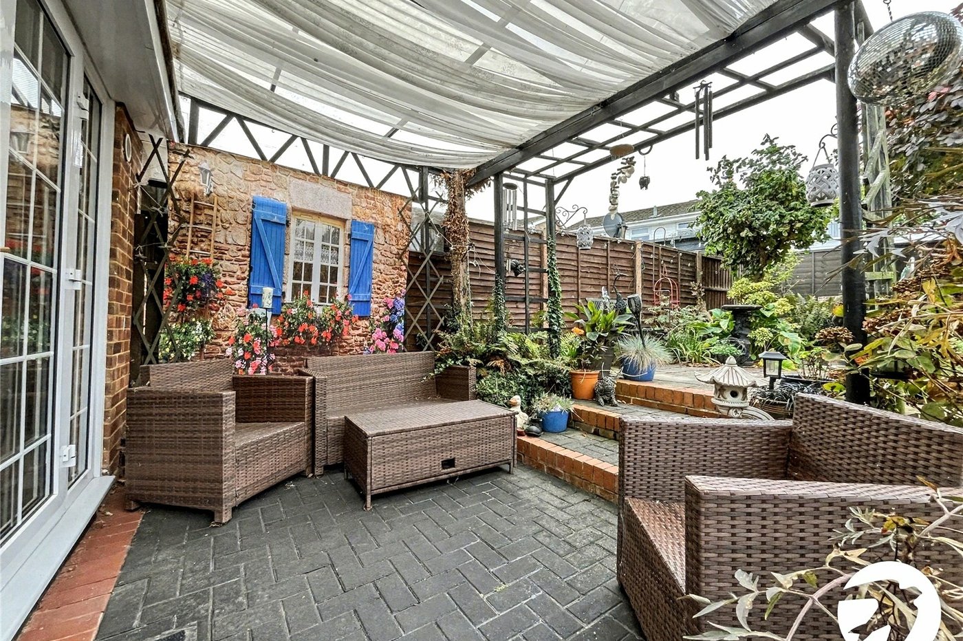 3 bedroom bungalow for sale in Rochester | Robinson Michael & Jackson