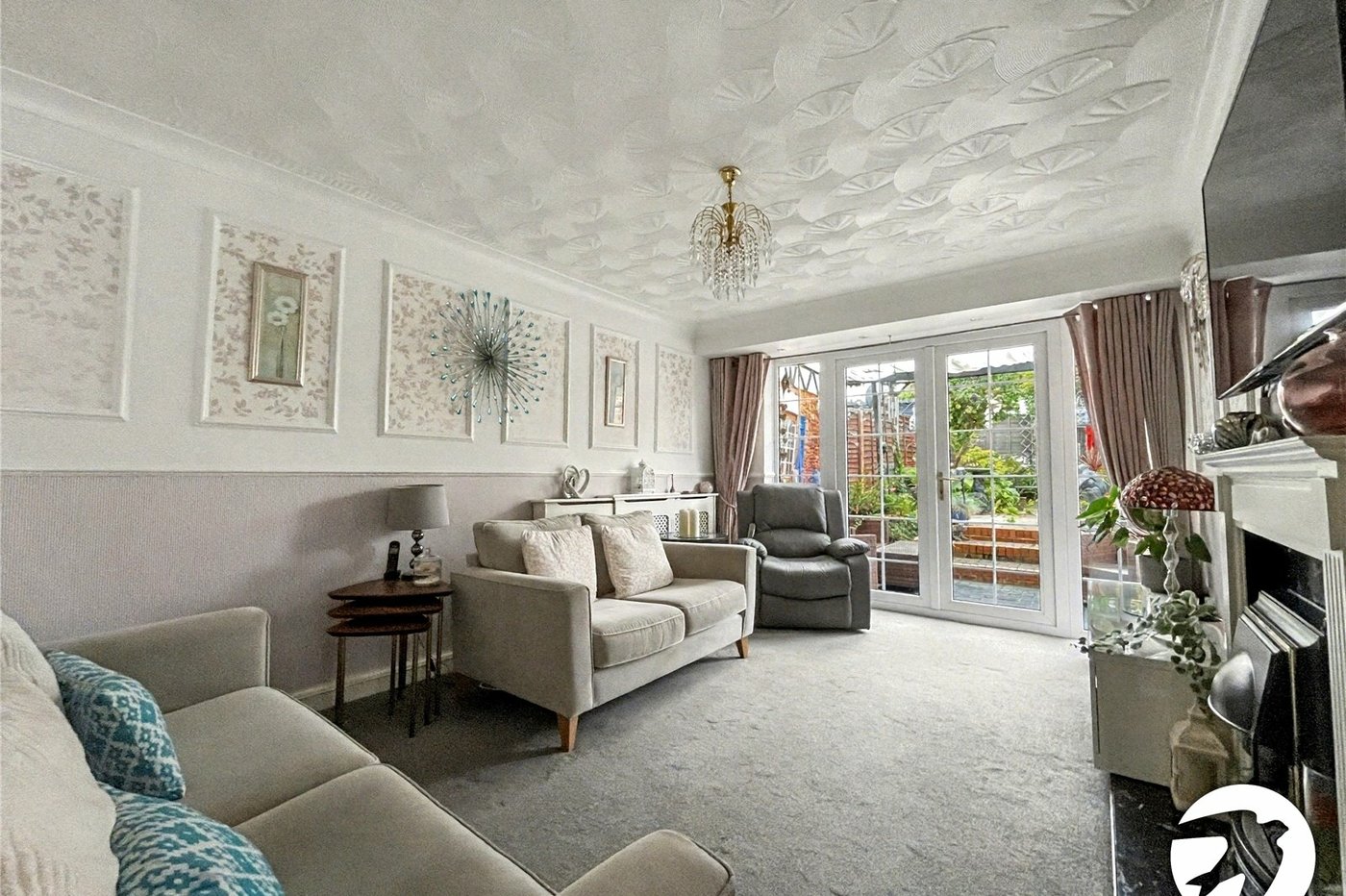 3 bedroom bungalow for sale in Rochester | Robinson Michael & Jackson