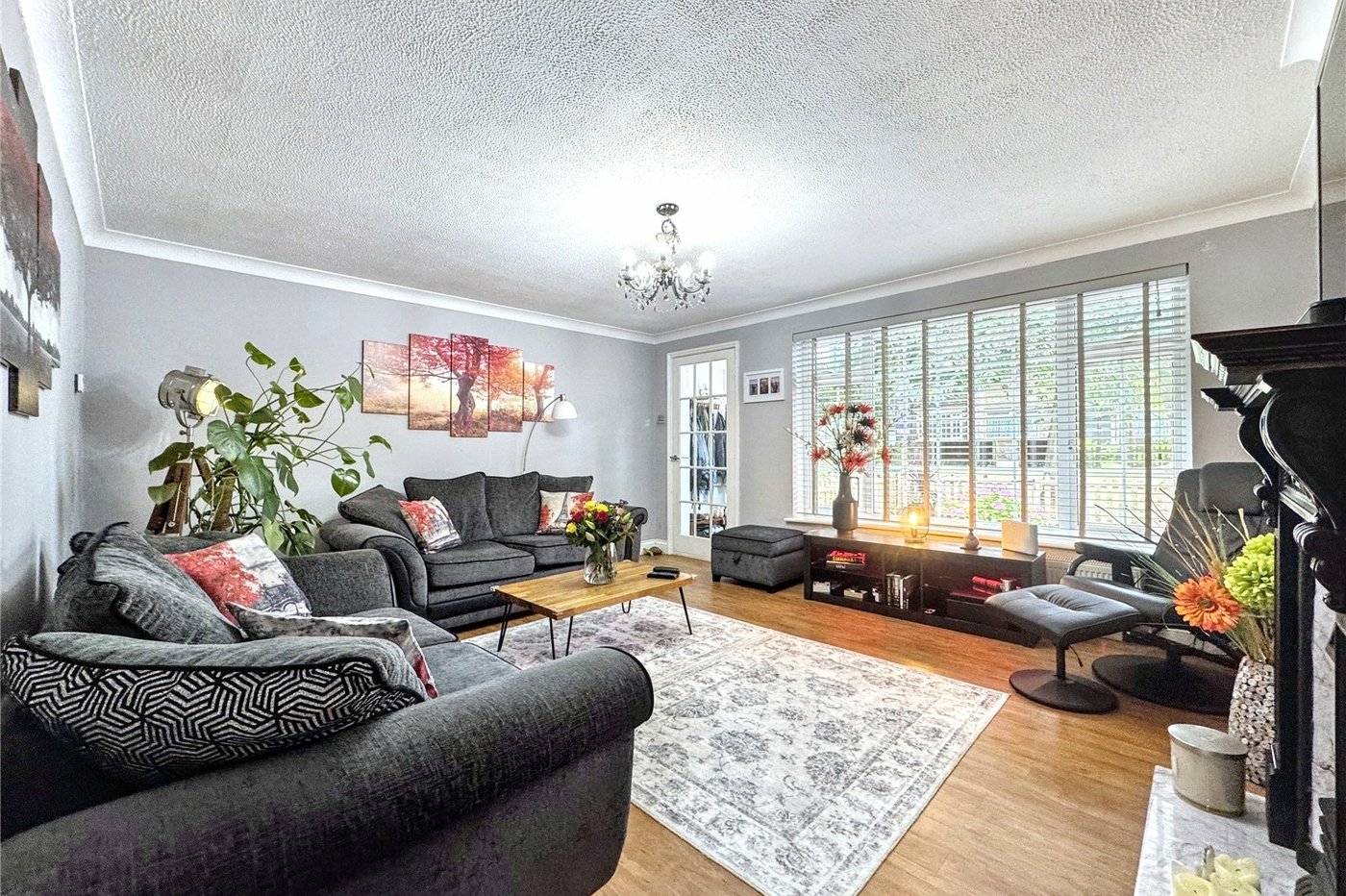 4 bedroom house for sale in Rainham | Robinson Michael & Jackson