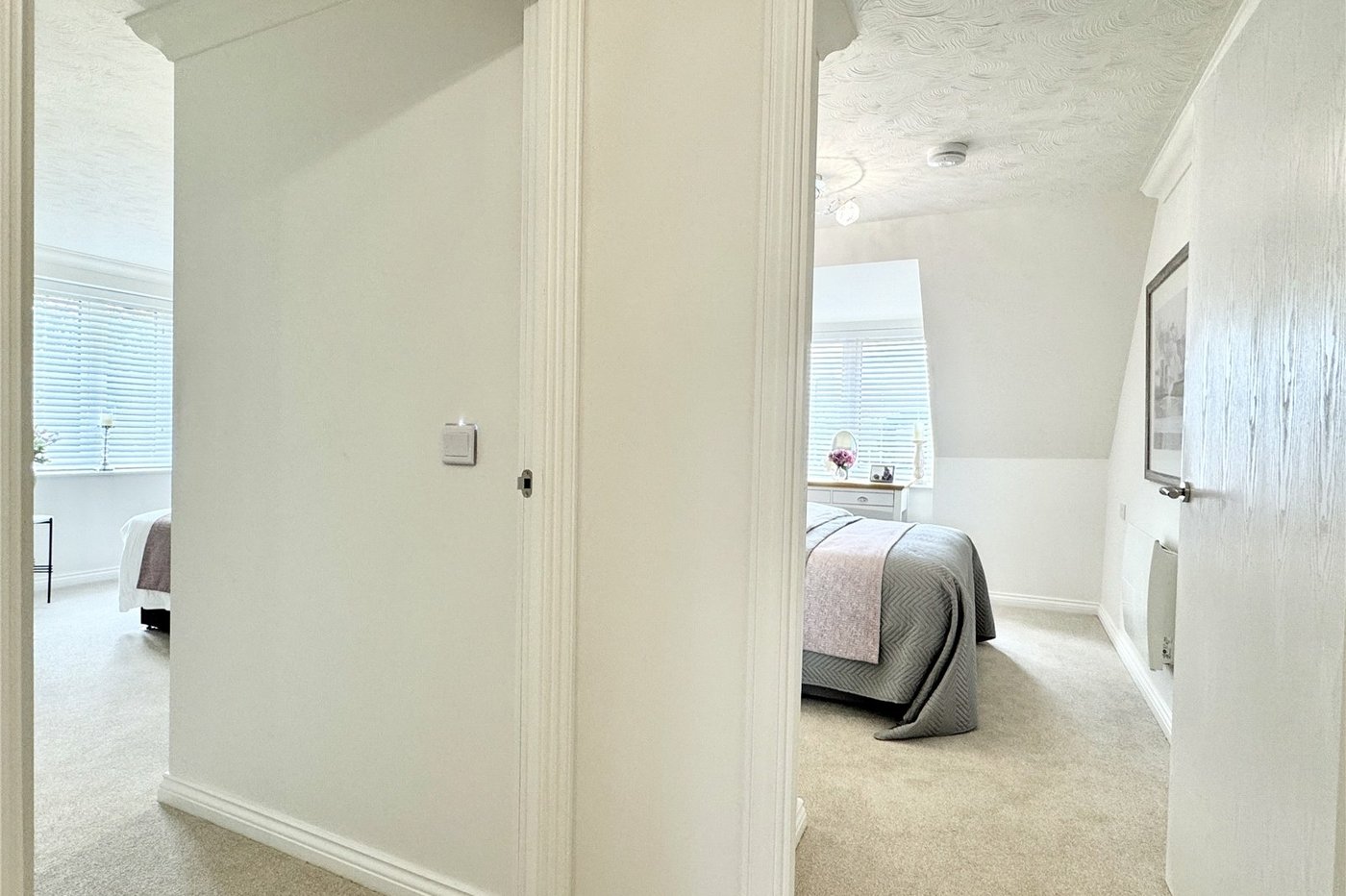 2 bedroom property for sale in Birchwood Park Avenue | Robinson Jackson