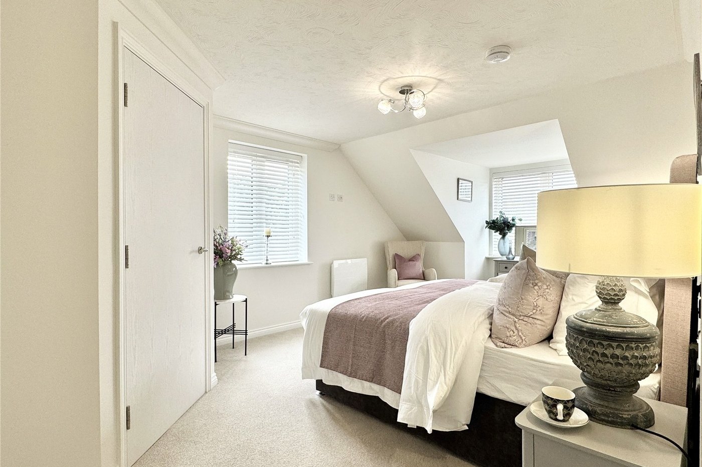 2 bedroom property for sale in Birchwood Park Avenue | Robinson Jackson