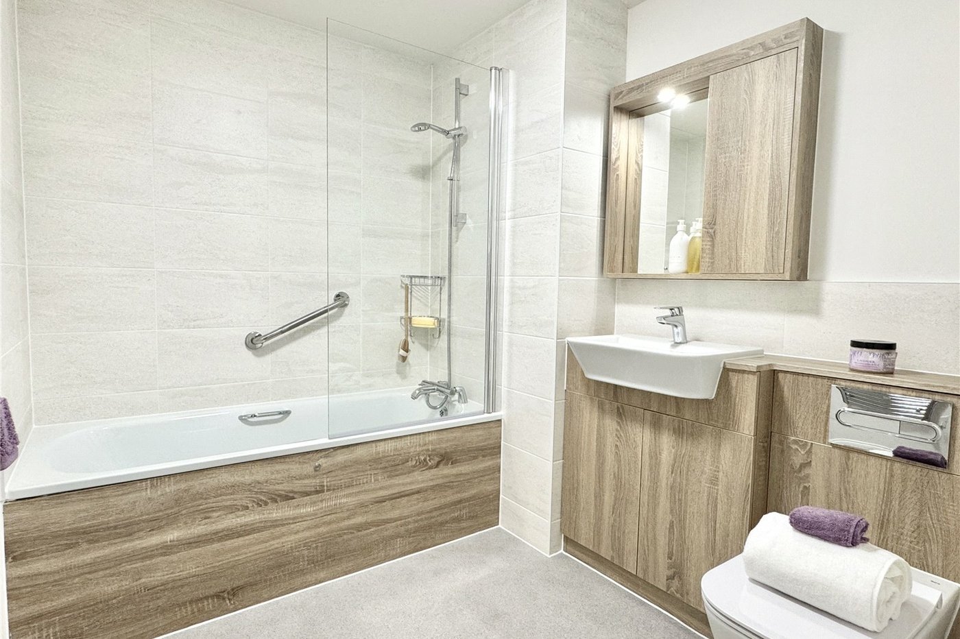 2 bedroom property for sale in Birchwood Park Avenue | Robinson Jackson