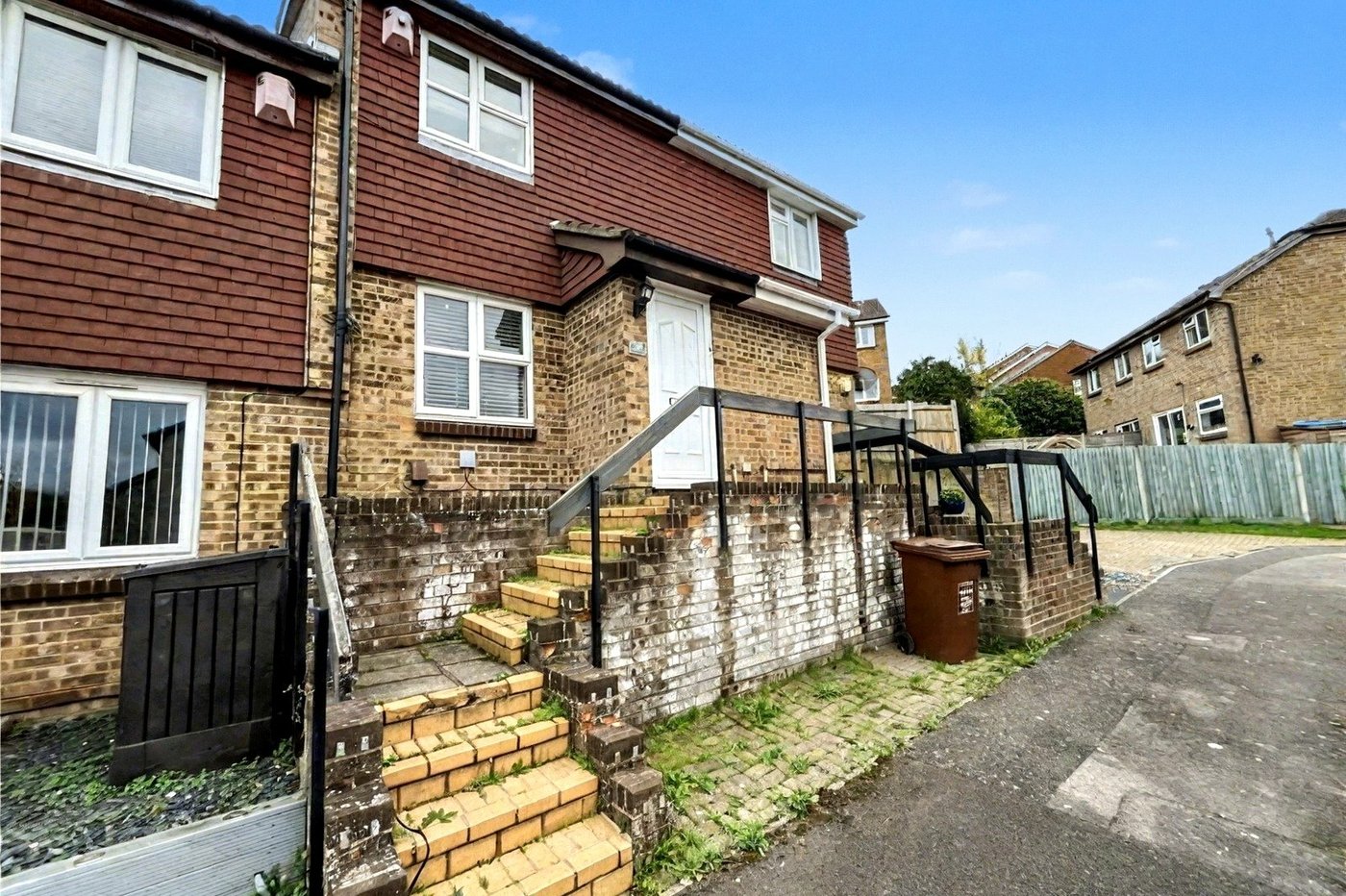 2 bedroom house to rent in Princes Park | Robinson Michael & Jackson