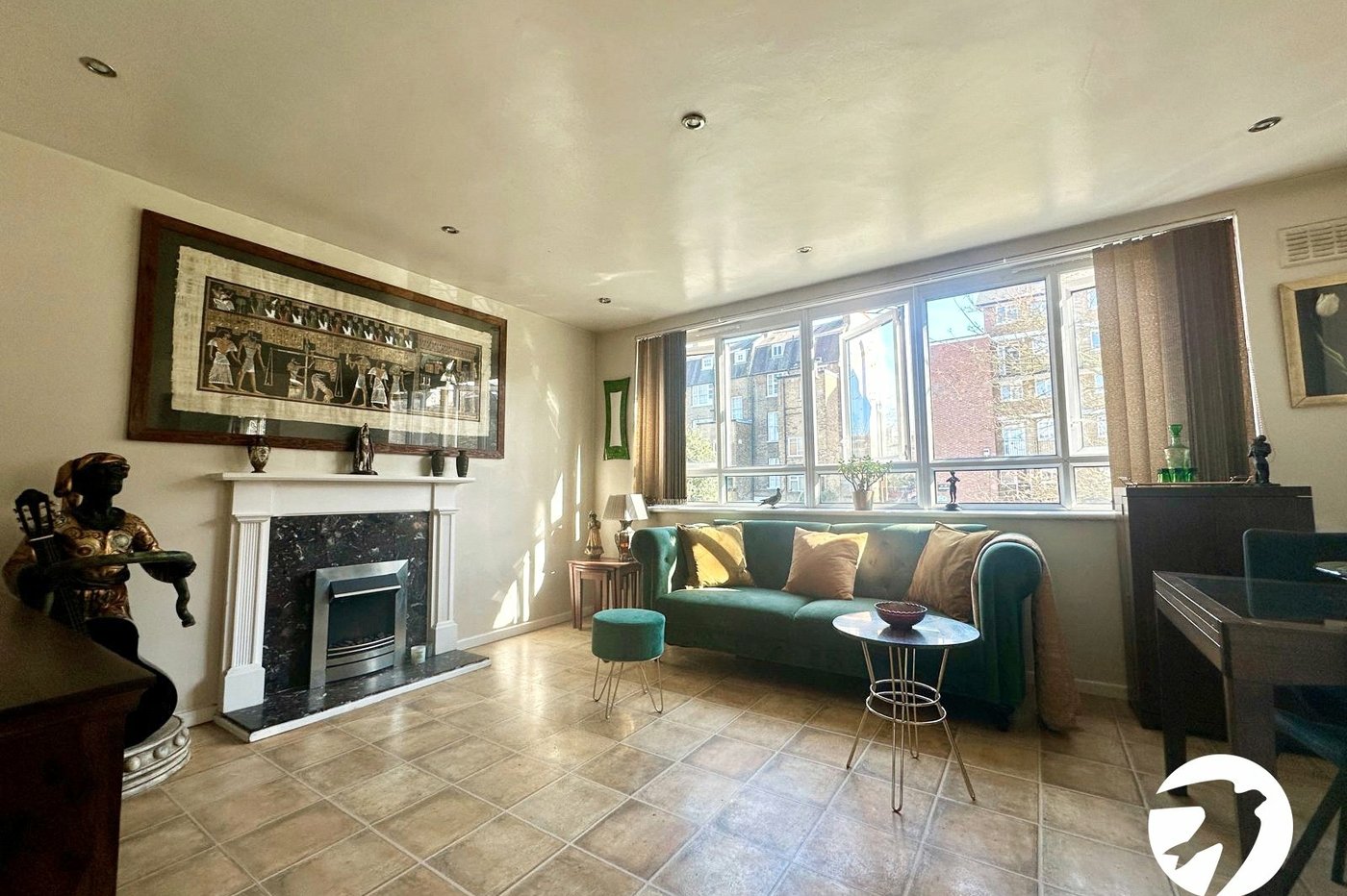 2 bedroom property for sale in London | Robinson Jackson