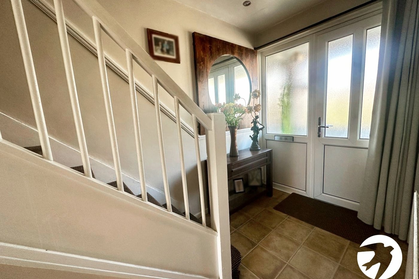 2 bedroom property for sale in London | Robinson Jackson