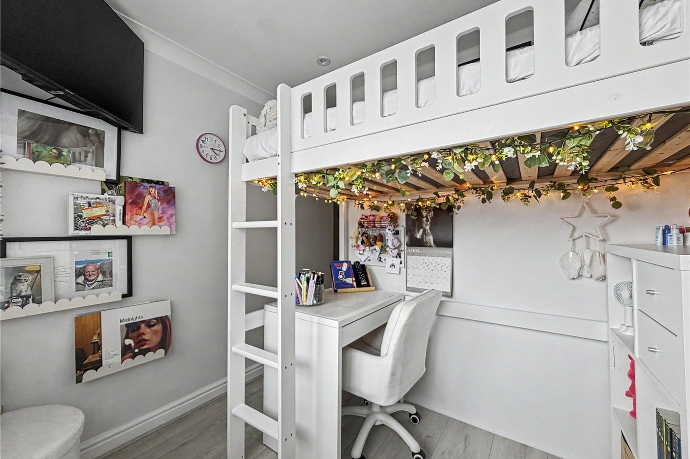 3 bedroom house for sale in Rainham | Robinson Michael & Jackson