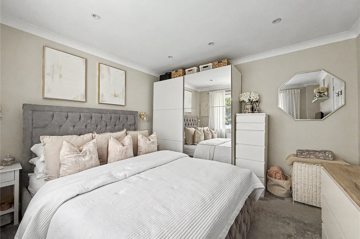 3 bedroom house for sale in Rainham | Robinson Michael & Jackson