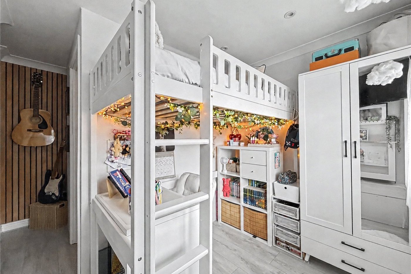3 bedroom house for sale in Rainham | Robinson Michael & Jackson