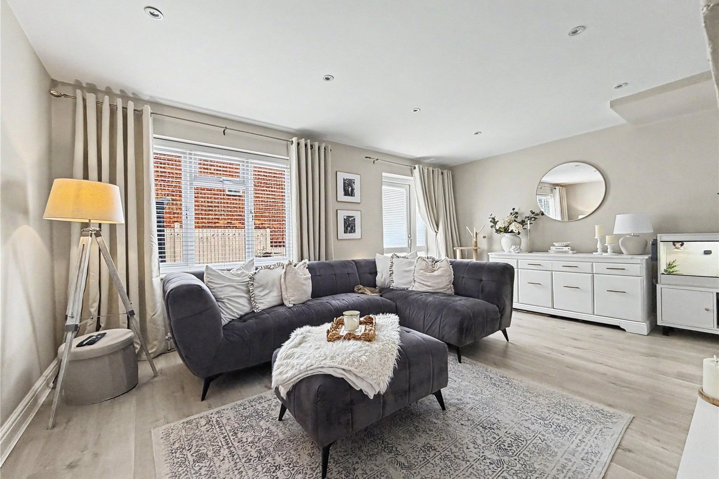 3 bedroom house for sale in Rainham | Robinson Michael & Jackson