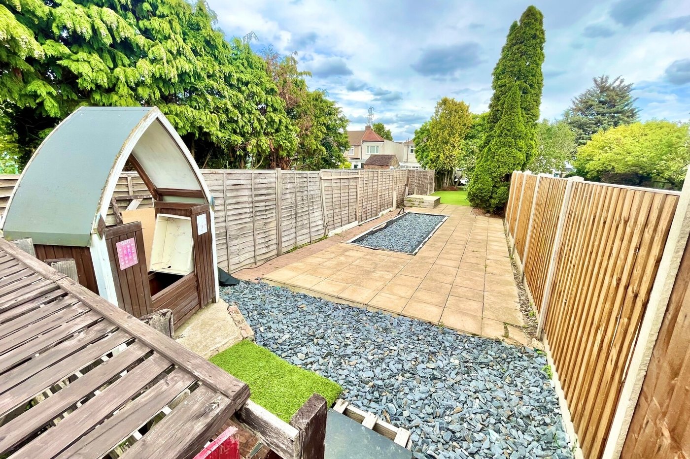 2 bedroom house for sale in Sidcup | Robinson Jackson
