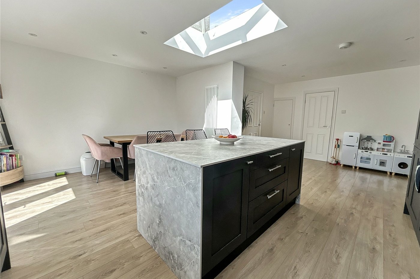 2 bedroom house for sale in Sidcup | Robinson Jackson