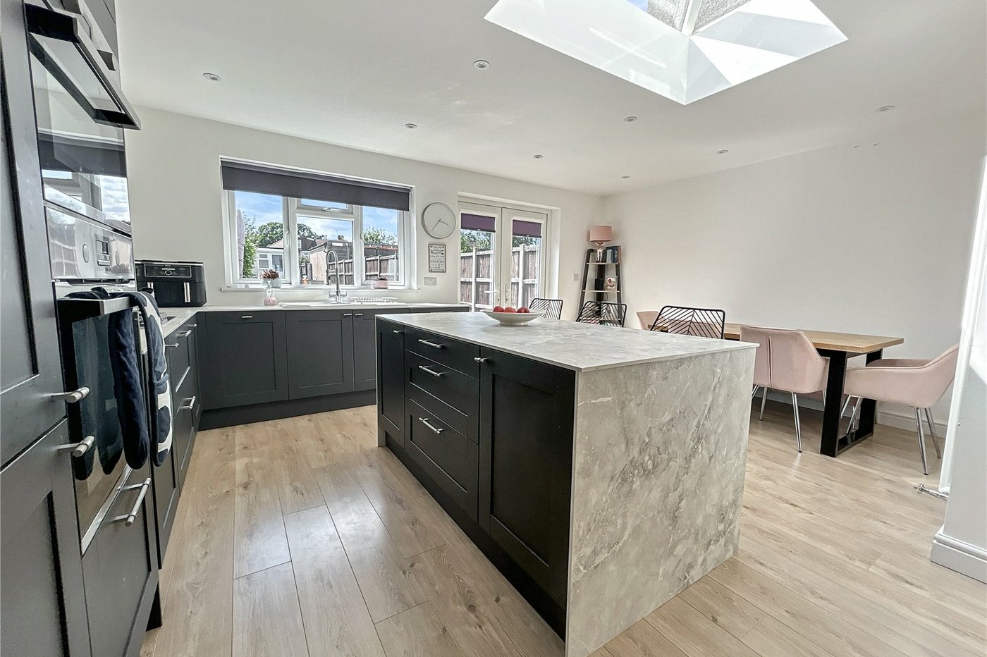 2 bedroom house for sale in Sidcup | Robinson Jackson