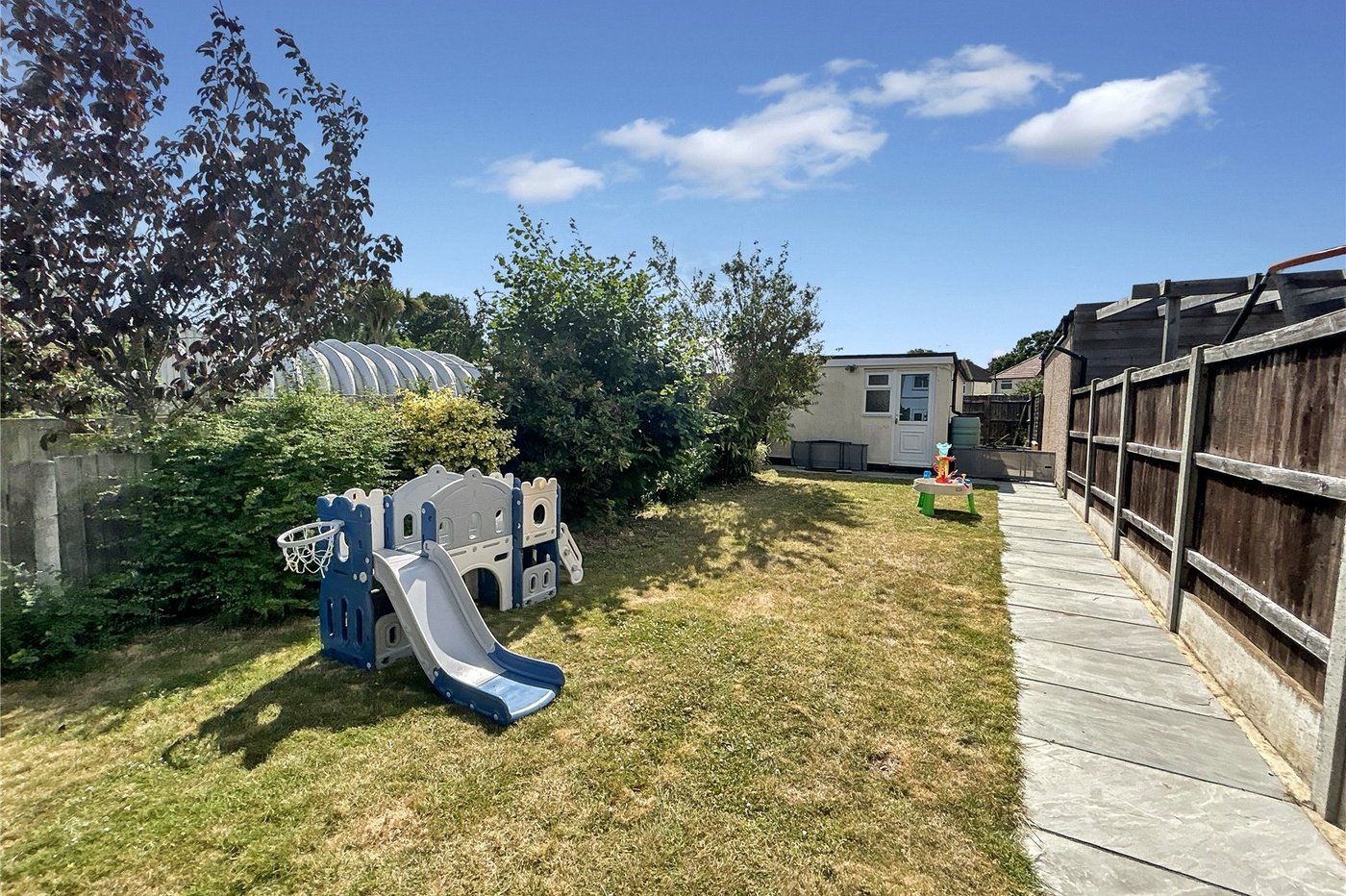 2 bedroom house for sale in Sidcup | Robinson Jackson