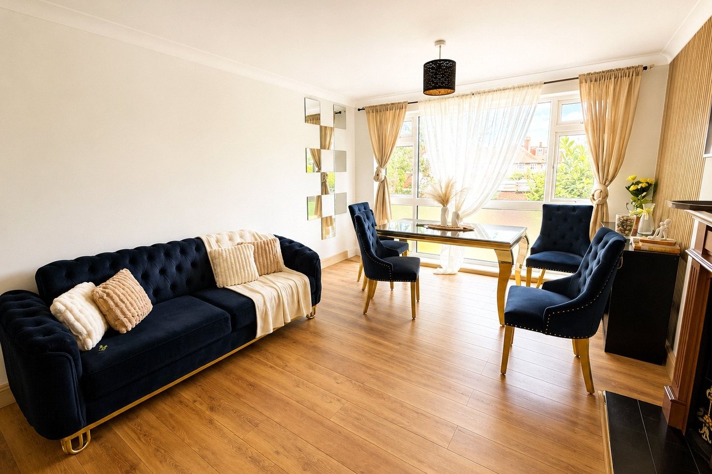 2 bedroom property for sale in London | Robinson Jackson
