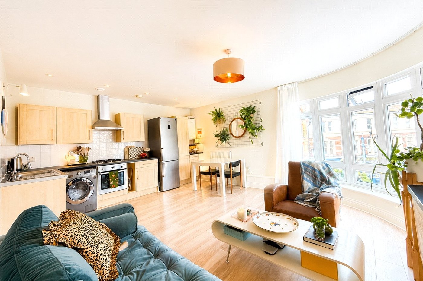 1 bedroom property for sale in London | Robinson Jackson
