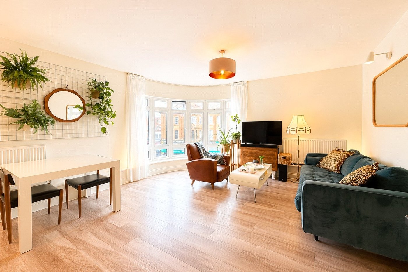 1 bedroom property for sale in London | Robinson Jackson