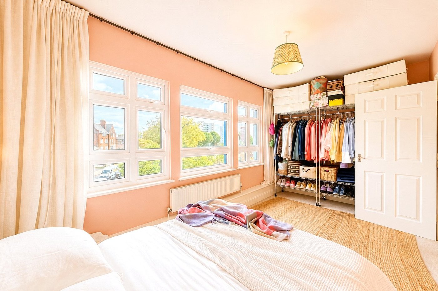 1 bedroom property for sale in London | Robinson Jackson
