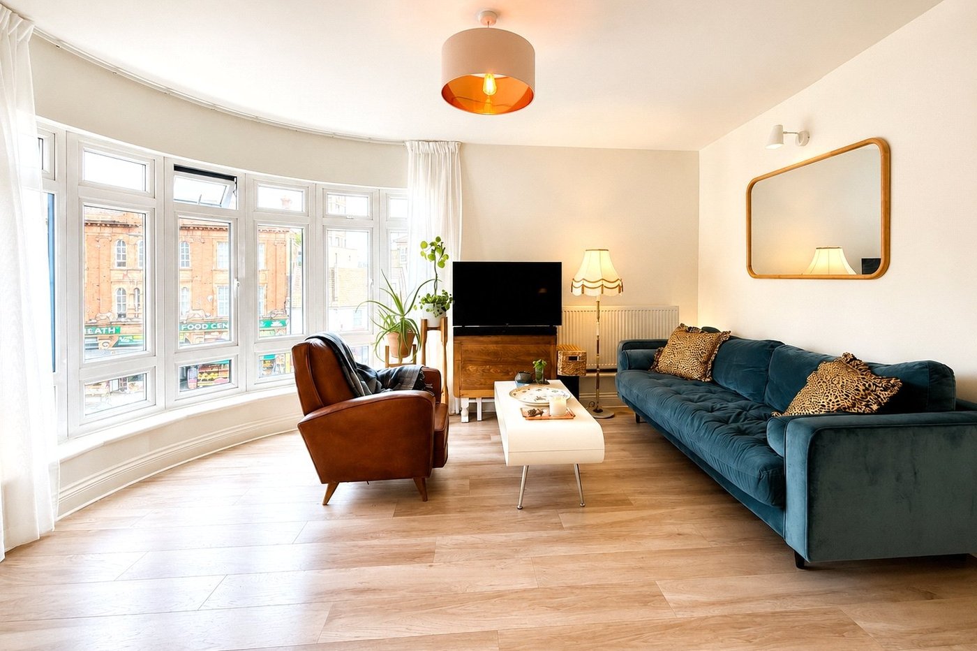1 bedroom property for sale in London | Robinson Jackson