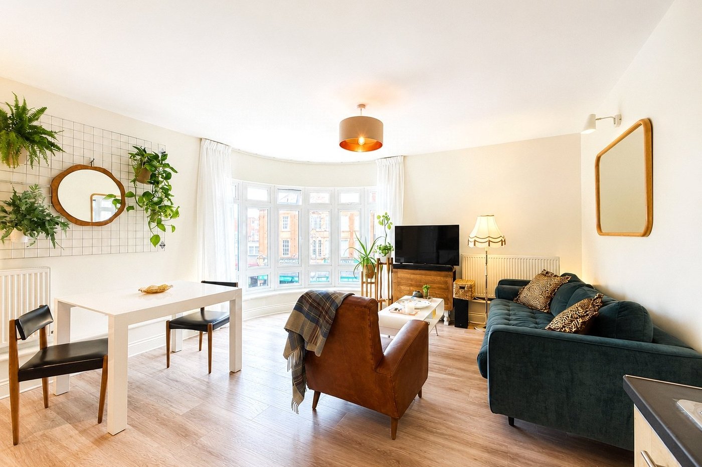 1 bedroom property for sale in London | Robinson Jackson